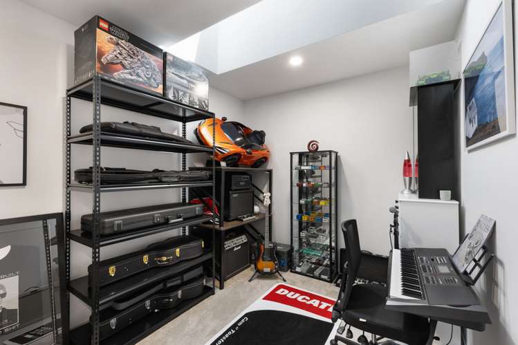 22 Arran Point Parade Orewa_12