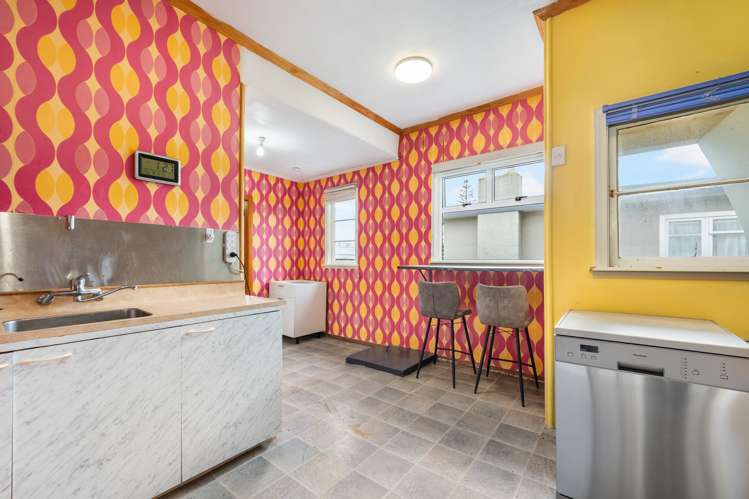 2 Hobson Place Takaro_2