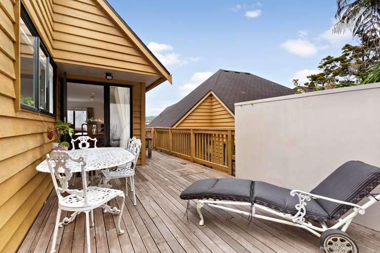 33 Futuna Close Karori_10