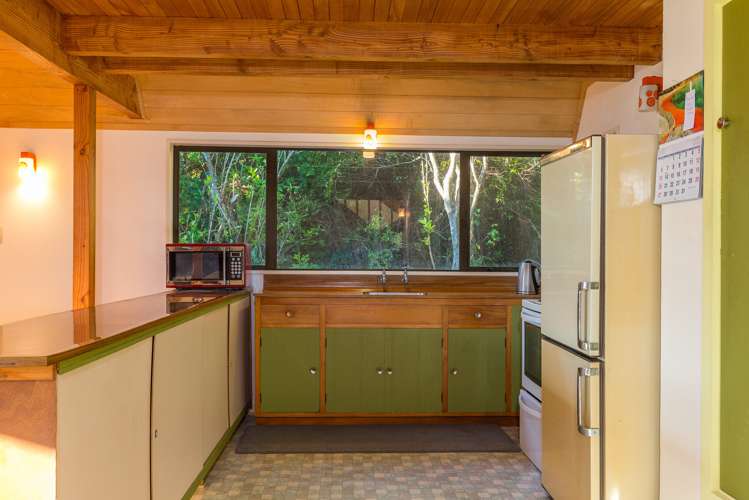 2483 Kenepuru Road Kenepuru Sound_5