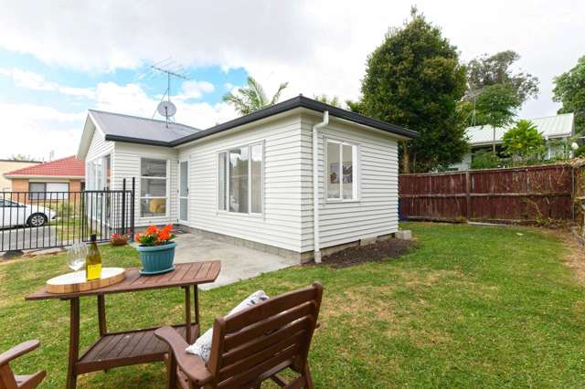 Nice 2 bedrooms house in Double Westlake Zone