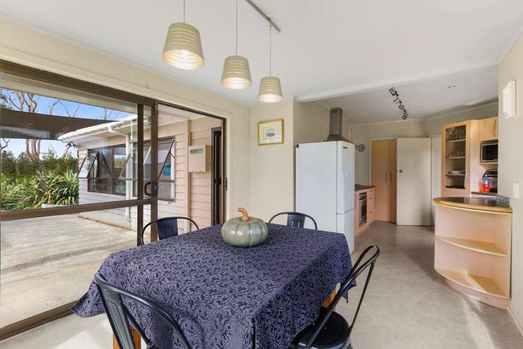 429 Gibbons Road Kaiwaka_15