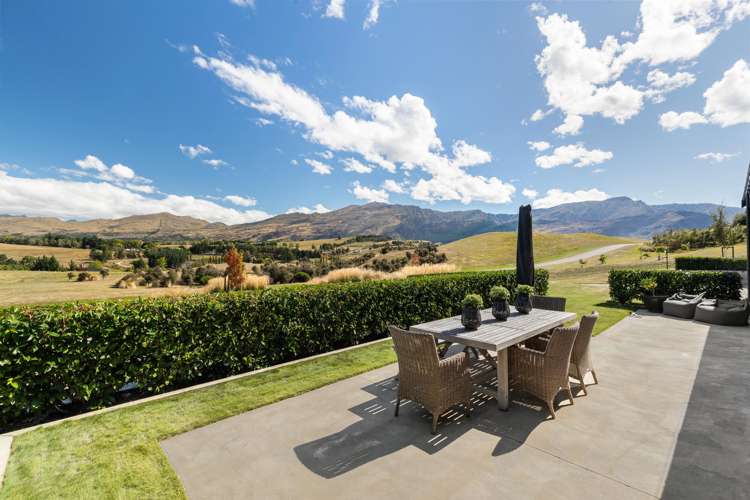 92 Threepwood Road Dalefield/Wakatipu Basin_32