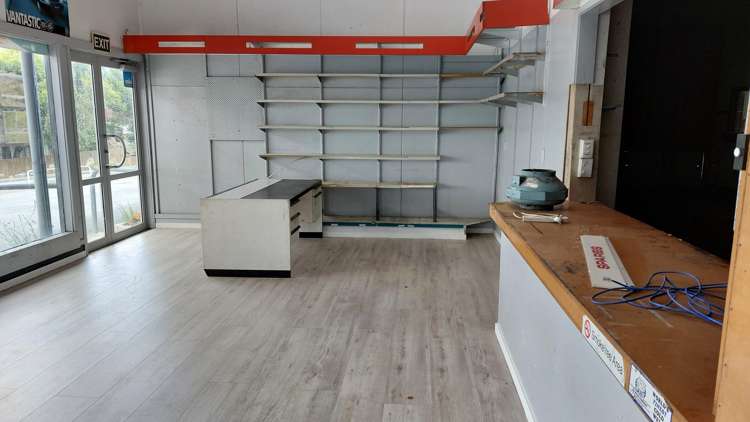 198 Hurndall Street Maungaturoto_12