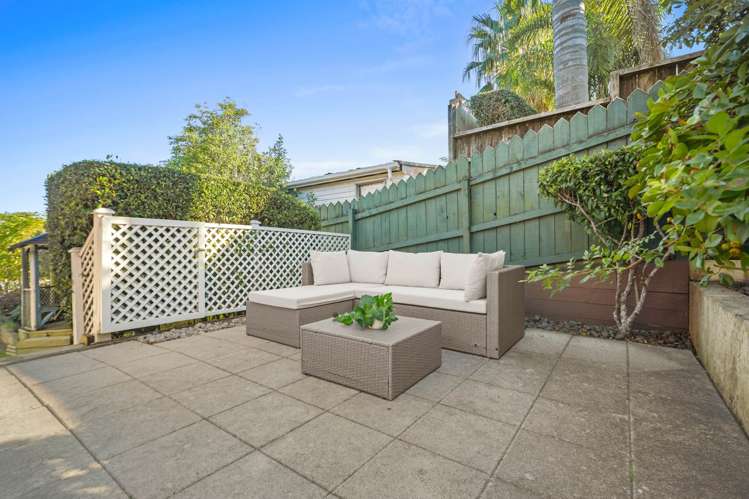 1/521 Beach Road Murrays Bay_11