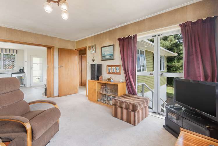 1/82 Bond Crescent Forrest Hill_5