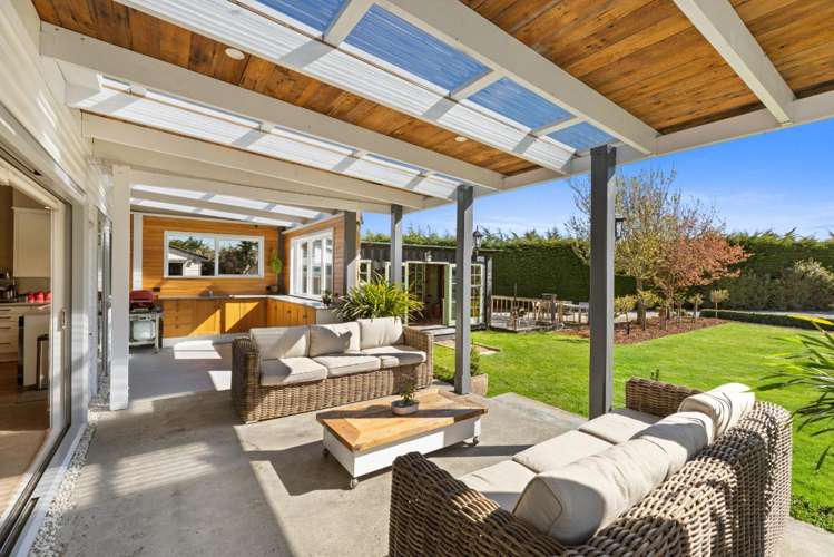 307 Larcombs Road Weedons_7