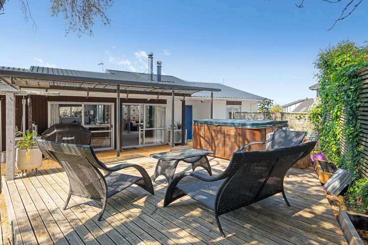 11 Rewa Place Lansdowne_21