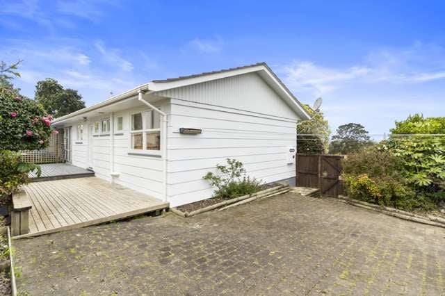 1/11 Talavera Place Te Atatu South_2