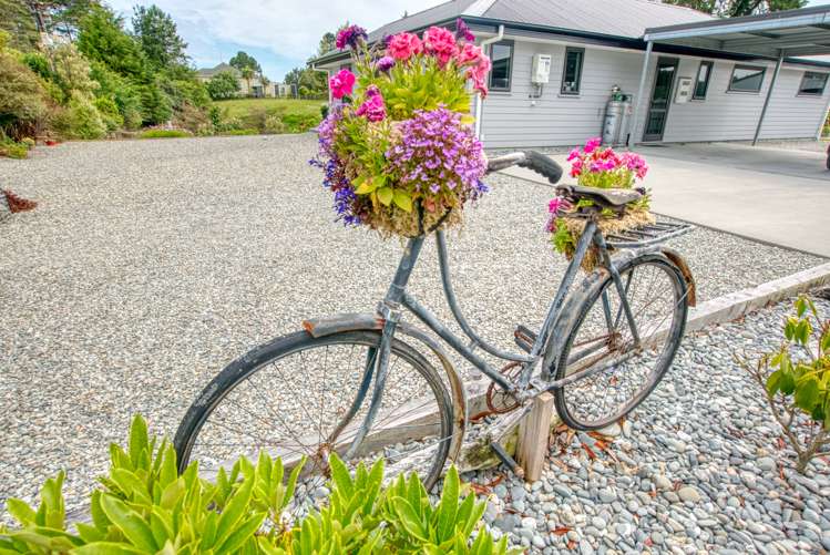 82 Hokitika-Kaniere Tram Kaniere_22