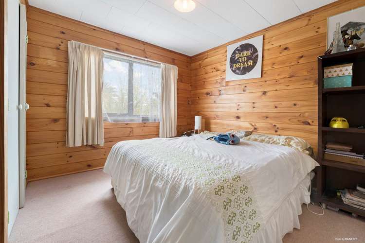 36 Saint Annes Crescent Wattle Downs_10