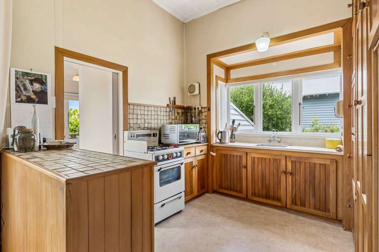 5 Ascot Avenue Narrow Neck_6