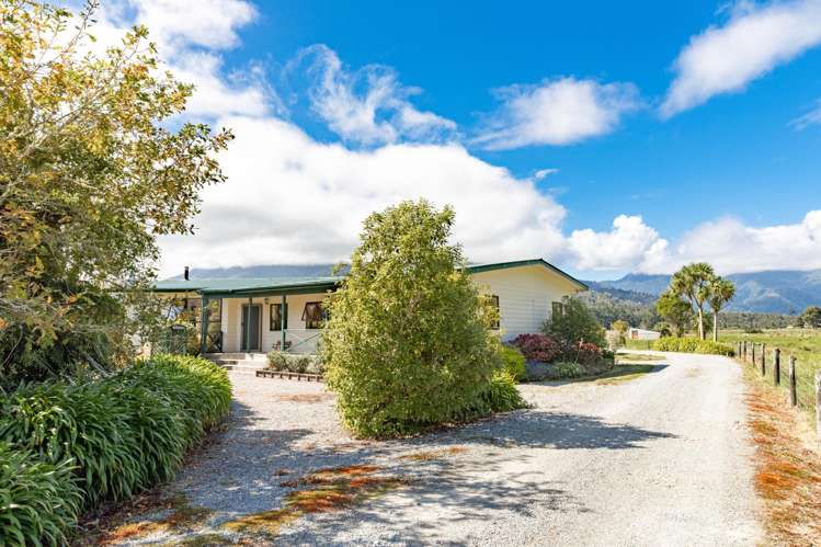 1084 Nikau Road, SH67 Mokihinui_27