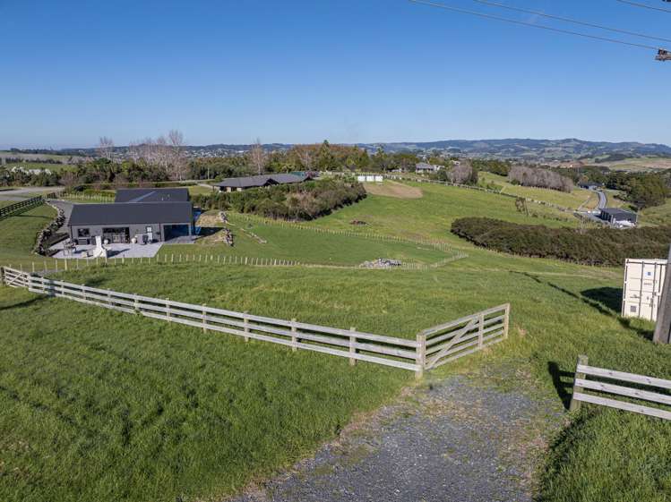 53 Clayden Road_0