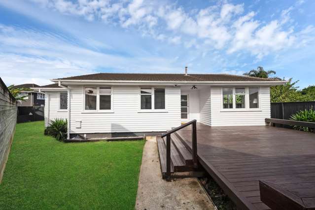 Freehold; 4 beddy + Extensive Deck; 436m2 Land