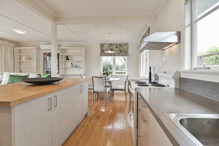 28a Tucker Lane Clive_8