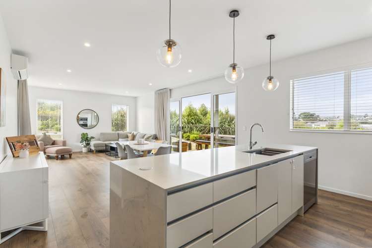 20 Angiangi Crescent Beachlands_5