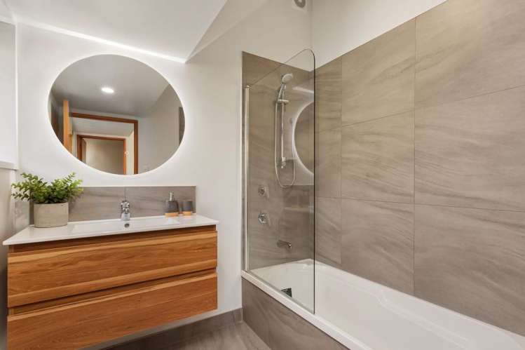 16 Nehru Place Cashmere_9