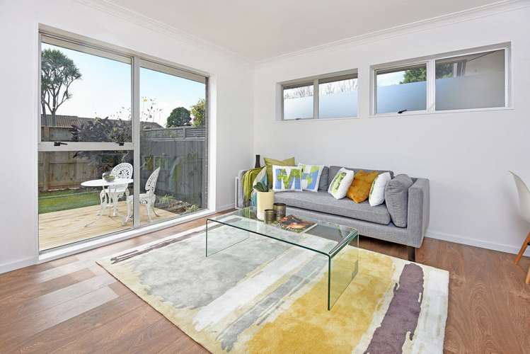 2/24 Bertrand Road Mount Wellington_1
