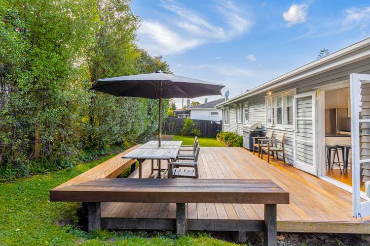 1/6 Braebank Lane Te Atatu South_14