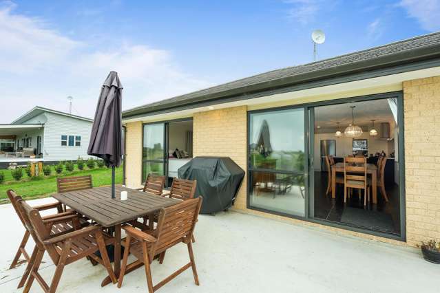 10 Waihinahina Way Mahia_4