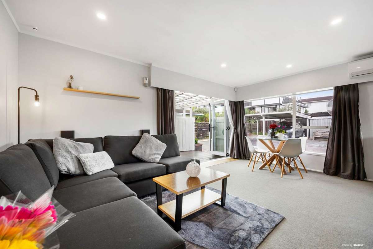 2/360 Bucklands Beach Road_1