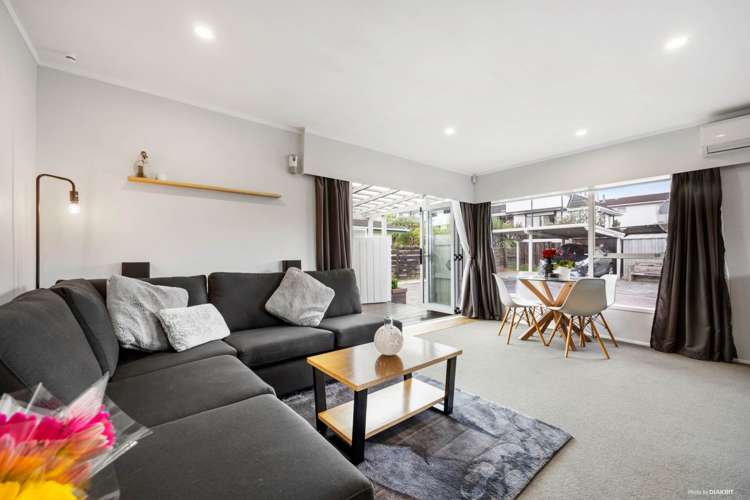 2/360 Bucklands Beach Road_5