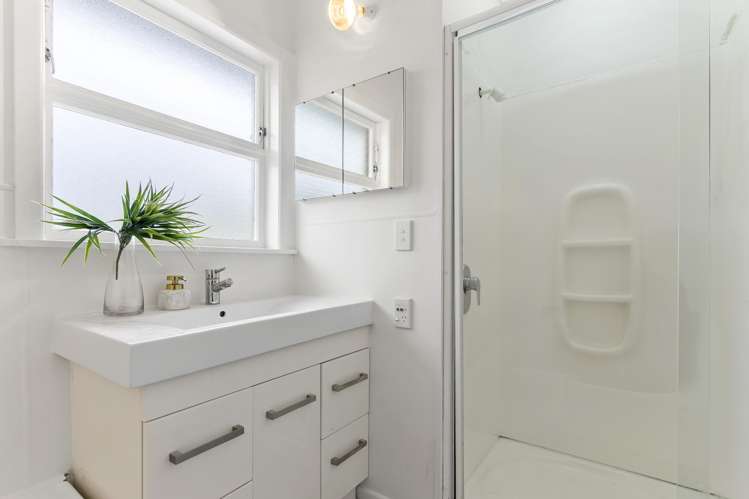 11 Dell Way Bucklands Beach_17
