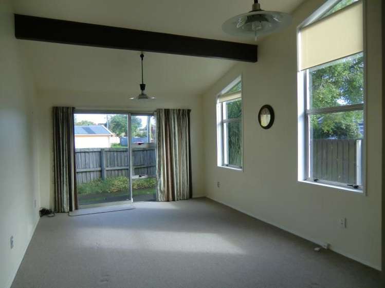 1/422 Armagh Street Linwood_1