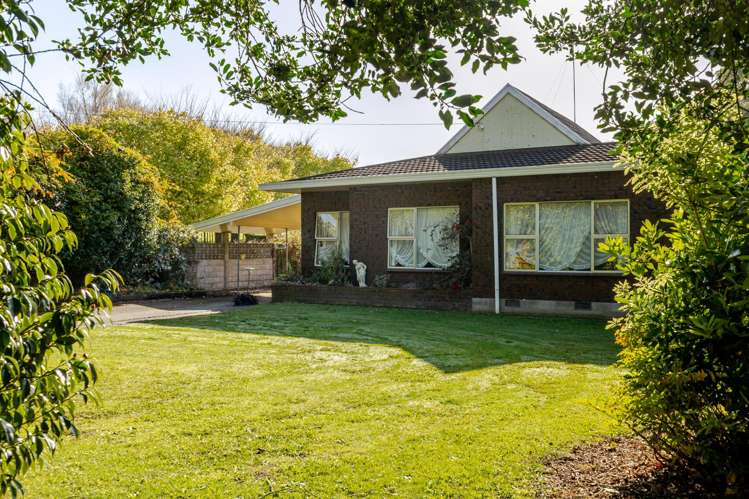 130 Sandon Road Feilding_18