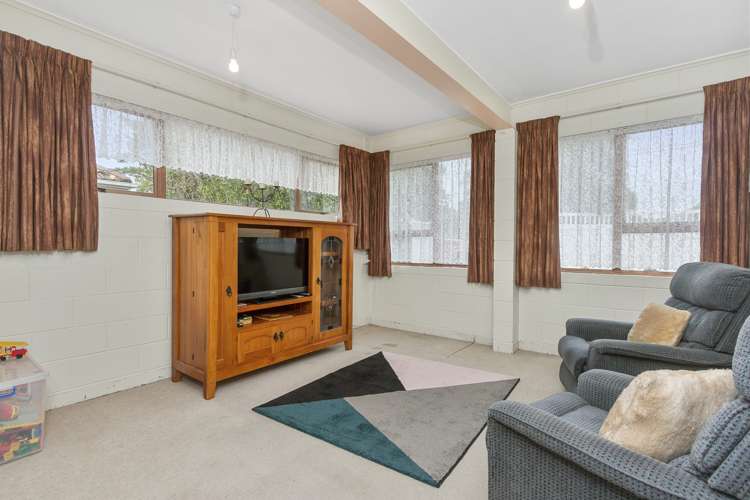 7 Armagh Road Blockhouse Bay_11