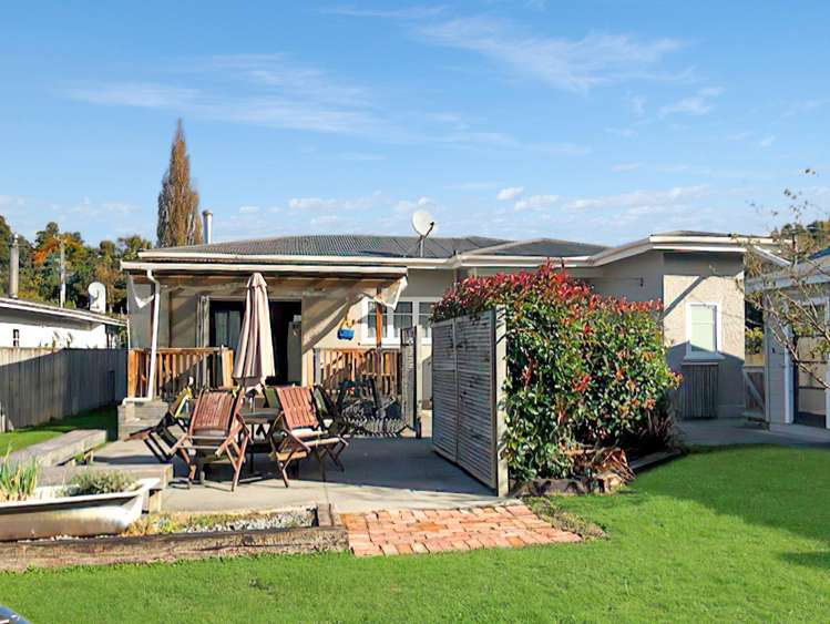 23 Goldfinch Street 10993_9