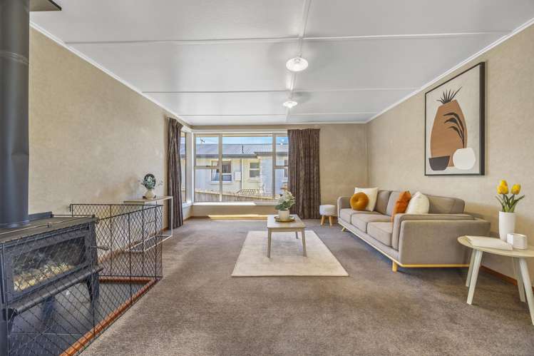 3 Hanlon Street Halfway Bush_14