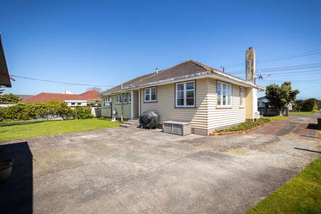 131 Seaview Road Westown_3