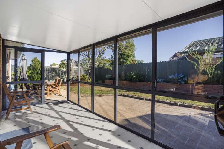 1 Barr Place Manurewa_12