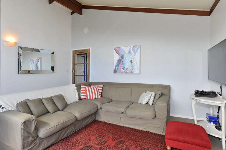 7 The Ridgeway Enner Glynn_5