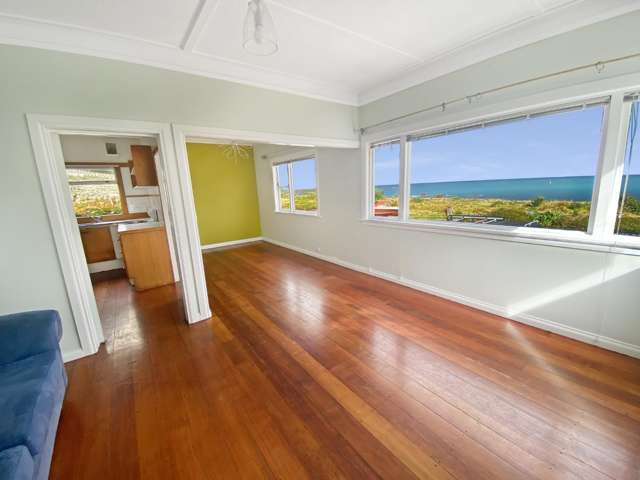 37 Moa Point Road 1372_1
