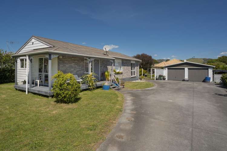 4 Doncaster Drive Papamoa Beach_1