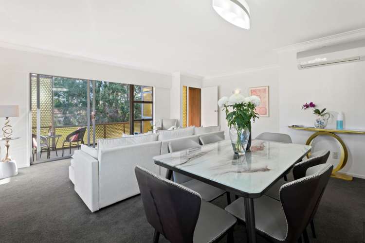 1/1 Bramley Drive Farm Cove_6