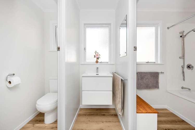 19 Takapu Street Henderson_14