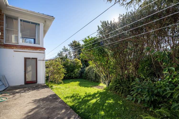 18 Cavendish Square Strathmore Park_19