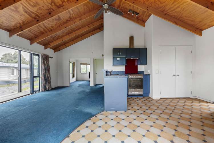 16 Eureka Road Eureka_18