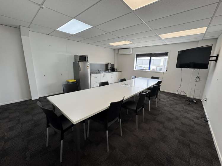 Tenancy 1&2, 39-43 Northway Street Te Rapa_2