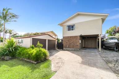 2/2/3 Clarks Beach Road_1