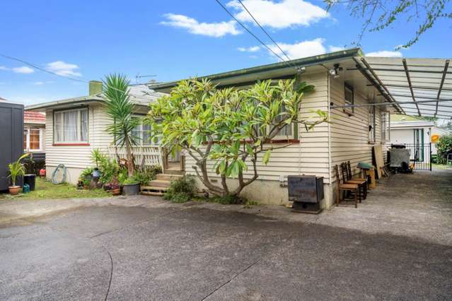 496 Swanson Road Ranui_4