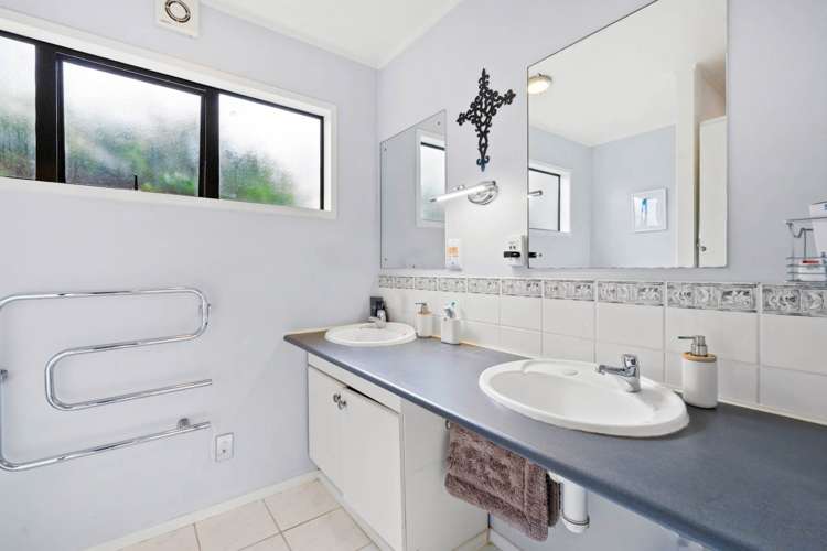 89 Rame Road Greenhithe_9