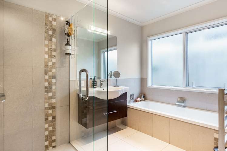 14 Karoola Place Havelock North_13