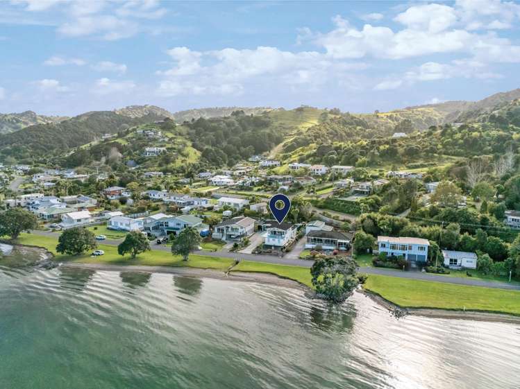 6 Waikaraka Beach Road Tamaterau_2