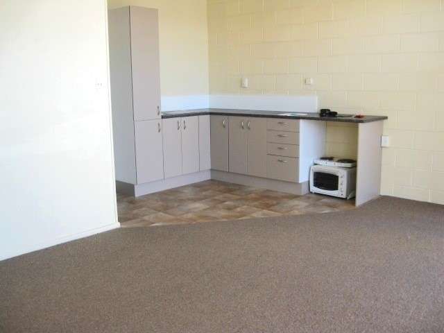 3/30 Bristol Street 10516_3