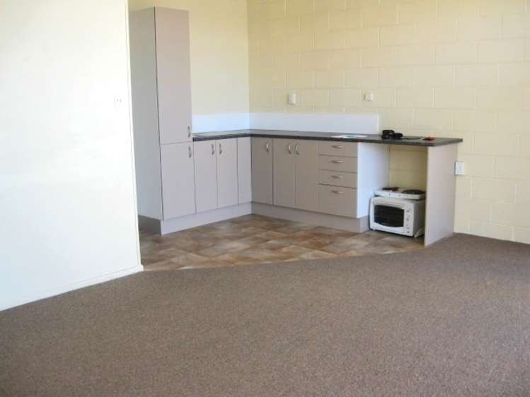 3/30 Bristol Street 10516_3